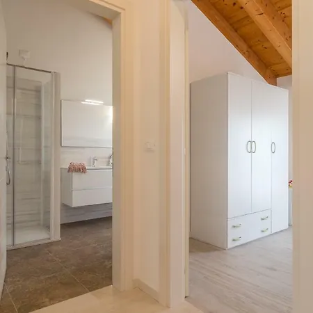 Cimadolmo Prosecco And History Stabiuzzo