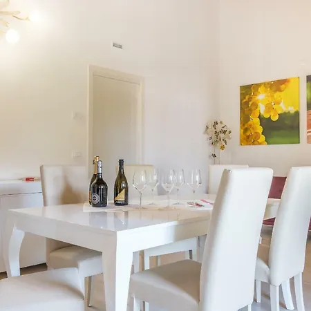 Cimadolmo Prosecco And History Stabiuzzo