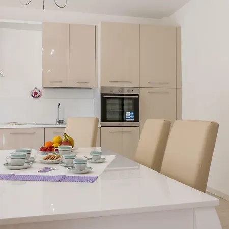 Cimadolmo Prosecco And History