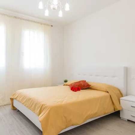 Cimadolmo Prosecco And History Apartamento *