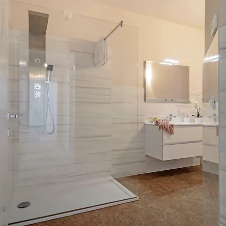 Cimadolmo Prosecco And History Appartement